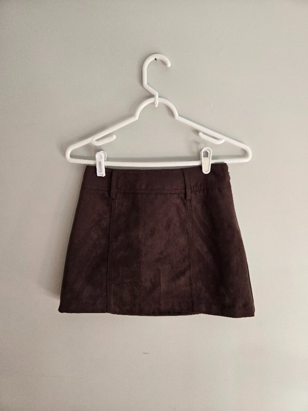H & M Brown Suede Mini Skirt Size 27" NWT